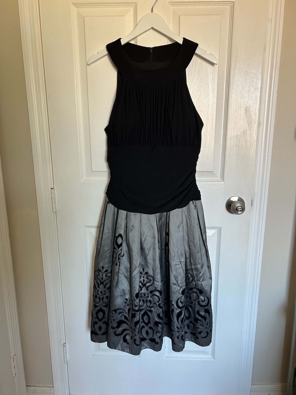 S.L. Fashions Black Bodice with Gray Patterned Midi Skirt Dress